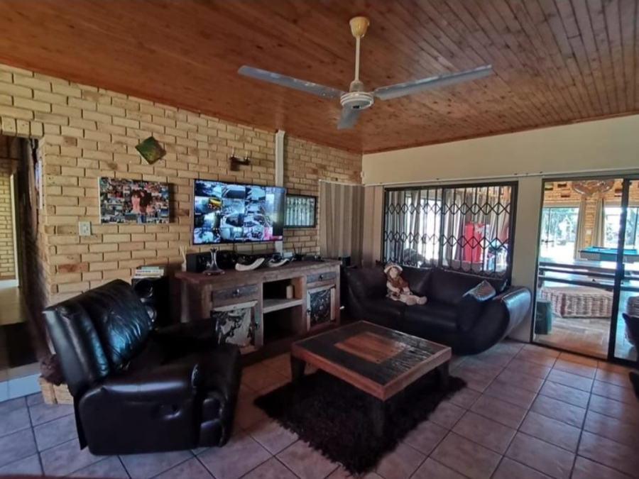 4 Bedroom Property for Sale in Vaalpark Free State